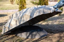 Декоративные крышки для маскировки септиков