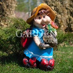 девочка Божья коровка