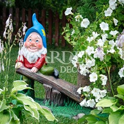 Фигура садовая с кашпо Гном на качелях высота 65см F08844