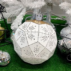 Фигура полигональная новогодний шар бело-золотой металл диаметр 20см 1010GW
