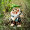 Фигура декоративная Гном с рогаткой для сада F08037 - фото 86618